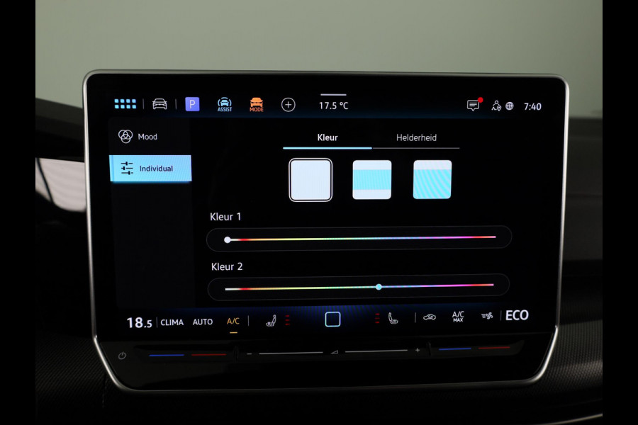 Volkswagen Golf 1.5 eHybrid GTE 272 PK PHEV | Panorama dak | 18"Lm velgen | Trekhaak wegklapbaar | Head up display | Adaptieve demping |