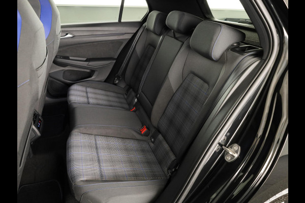 Volkswagen Golf 1.5 eHybrid GTE 272 PK PHEV | Panorama dak | 18"Lm velgen | Trekhaak wegklapbaar | Head up display | Adaptieve demping |