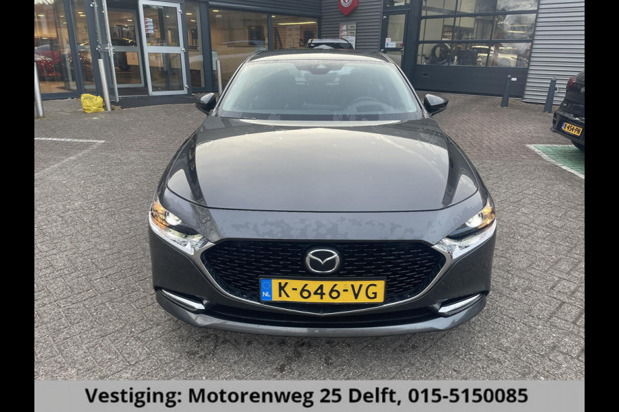 Mazda 3 2.0 e-SkyActiv-X M Hybrid 186 Comfort . STUUR & STOELVERWARMING . BOSE AUDIO  . NAVIGATIE .