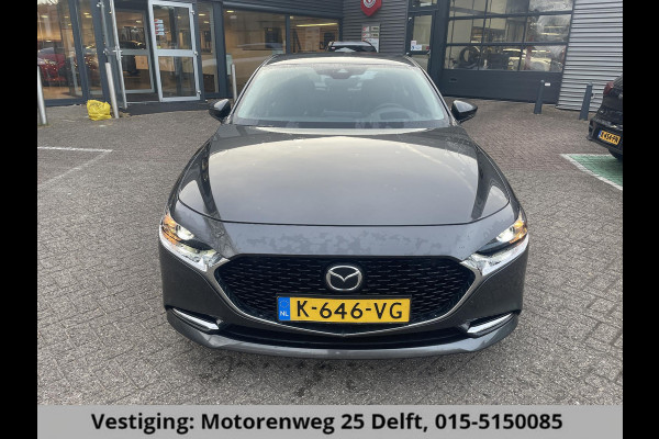 Mazda 3 2.0 e-SkyActiv-X M Hybrid 186 Comfort . STUUR & STOELVERWARMING . BOSE AUDIO  . NAVIGATIE .