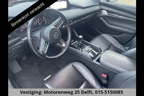 Mazda 3 2.0 e-SkyActiv-X M Hybrid 186 Comfort . STUUR & STOELVERWARMING . BOSE AUDIO  . NAVIGATIE .