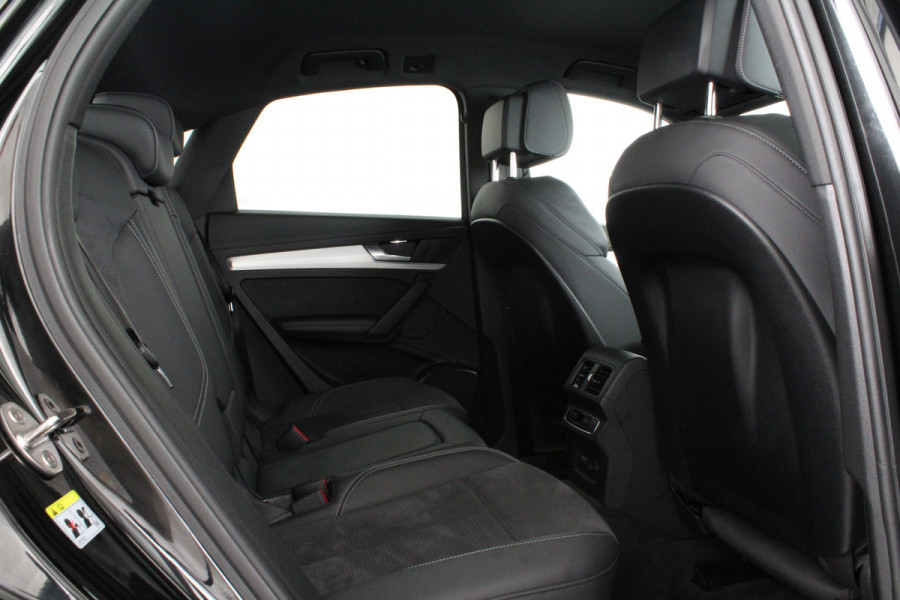 Audi Q5 Sportback 55 TFSI e S line edition Competition > 368pk/Black Optiek/Hulppakket Tour/Mythos Black...