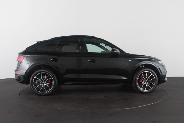 Audi Q5 Sportback 55 TFSI e S line edition Competition > 368pk/Black Optiek/Hulppakket Tour/Mythos Black...