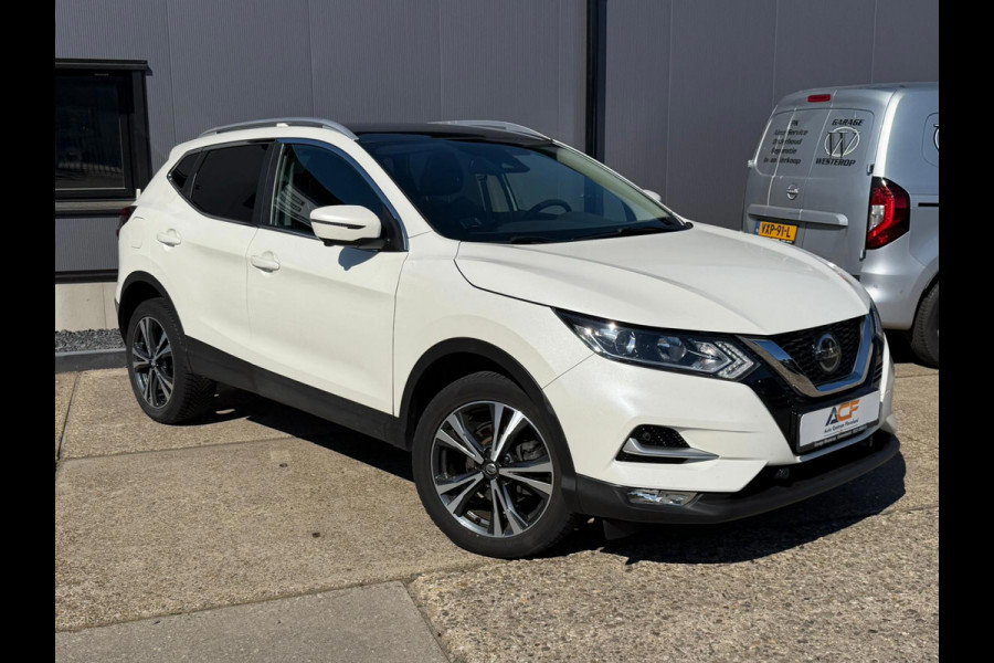 Nissan QASHQAI 1.3 MHEV N-Connecta /Trekhaak / NAVI / CAMERA /STOELVERW. / PANORAMA