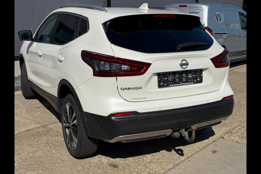 Nissan QASHQAI 1.3 MHEV N-Connecta /Trekhaak / NAVI / CAMERA /STOELVERW. / PANORAMA