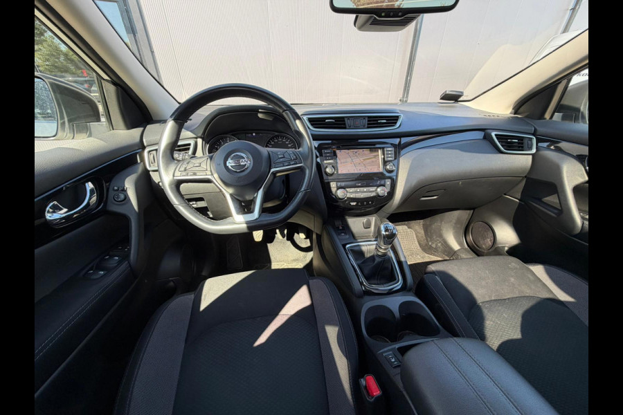 Nissan QASHQAI 1.3 MHEV N-Connecta /Trekhaak / NAVI / CAMERA /STOELVERW. / PANORAMA