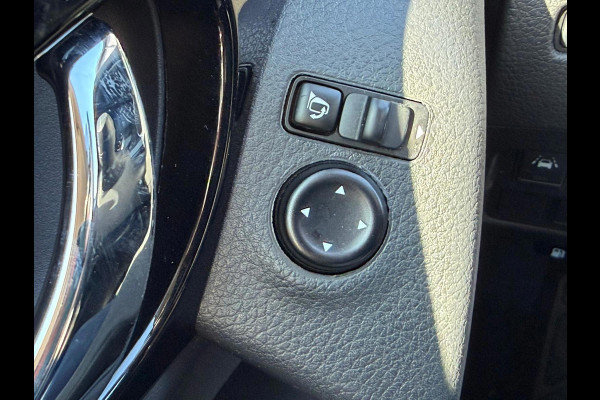 Nissan QASHQAI 1.3 MHEV N-Connecta /Trekhaak / NAVI / CAMERA /STOELVERW. / PANORAMA