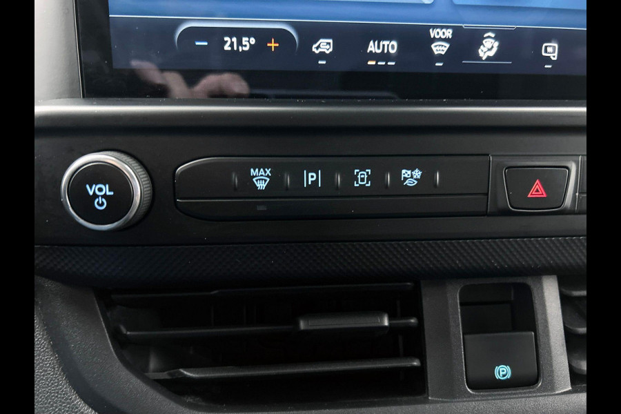 Ford Transit Custom 300 2.0 TDCI L2H1 Automaat Trend Nieuw Model Navigatie Climate Control Parkeersensoren Camera Lichtmetalen Velgen Bumpers in kleur Digitale Cockpit