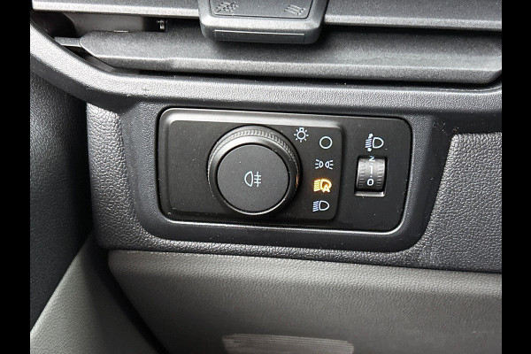 Ford Transit Custom 300 2.0 TDCI L2H1 Automaat Trend Nieuw Model Navigatie Climate Control Parkeersensoren Camera Lichtmetalen Velgen Bumpers in kleur Digitale Cockpit