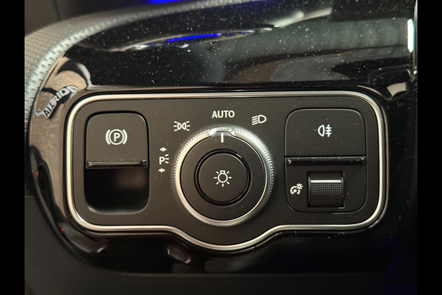 Mercedes-Benz CLA-Klasse AMG 45 S 4MATIC+ | Pano | Keyless | 360 Camera | Burmester | kuipstoelen