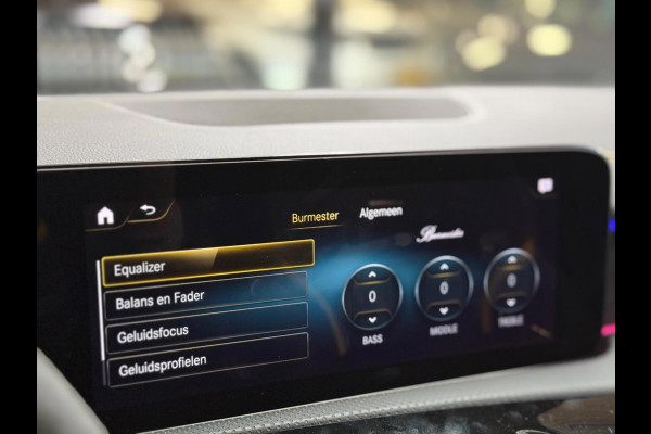 Mercedes-Benz CLA-Klasse AMG 45 S 4MATIC+ | Pano | Keyless | 360 Camera | Burmester | kuipstoelen