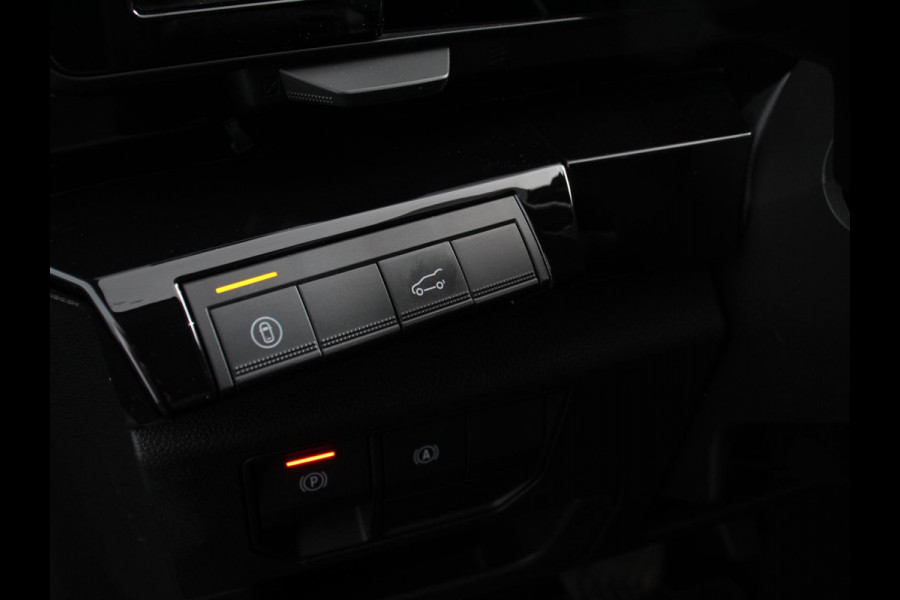 Renault Rafale 1.2 E-Tech full hybrid 200 techno AUTOMAAT Cruise control Climate control Parkeersensoren Camera LED Navigatie Lichtmetalen velgen Apple Carplay/ Android Auto