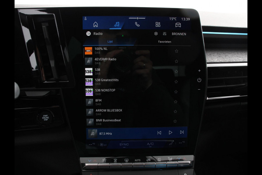 Renault Rafale 1.2 E-Tech full hybrid 200 techno AUTOMAAT Cruise control Climate control Parkeersensoren Camera LED Navigatie Lichtmetalen velgen Apple Carplay/ Android Auto