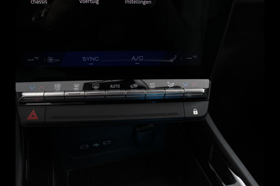 Renault Rafale 1.2 E-Tech full hybrid 200 techno AUTOMAAT Cruise control Climate control Parkeersensoren Camera LED Navigatie Lichtmetalen velgen Apple Carplay/ Android Auto