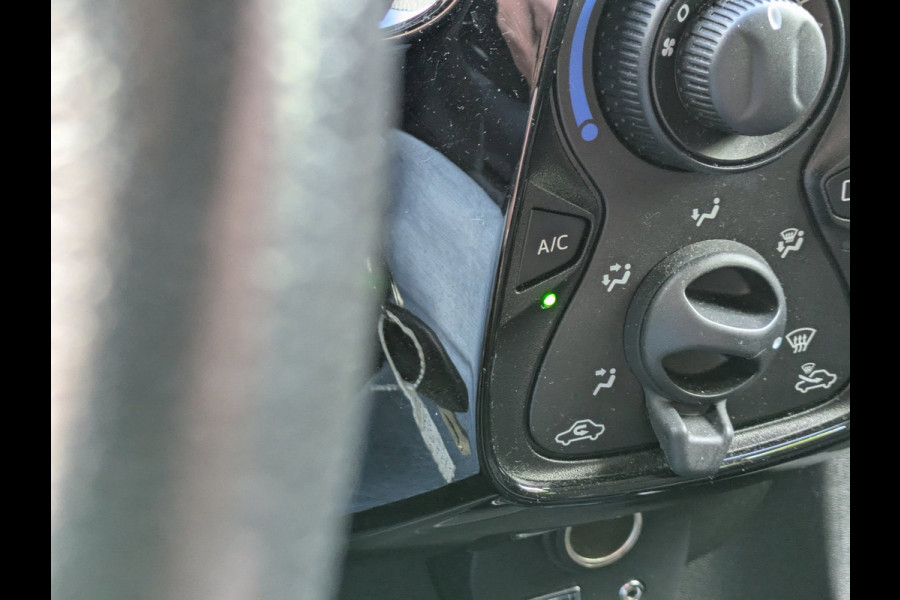 Citroën C1 1.0 VTi Feel|5-Deurs|Airco|Leder Stuur|Bluetooth