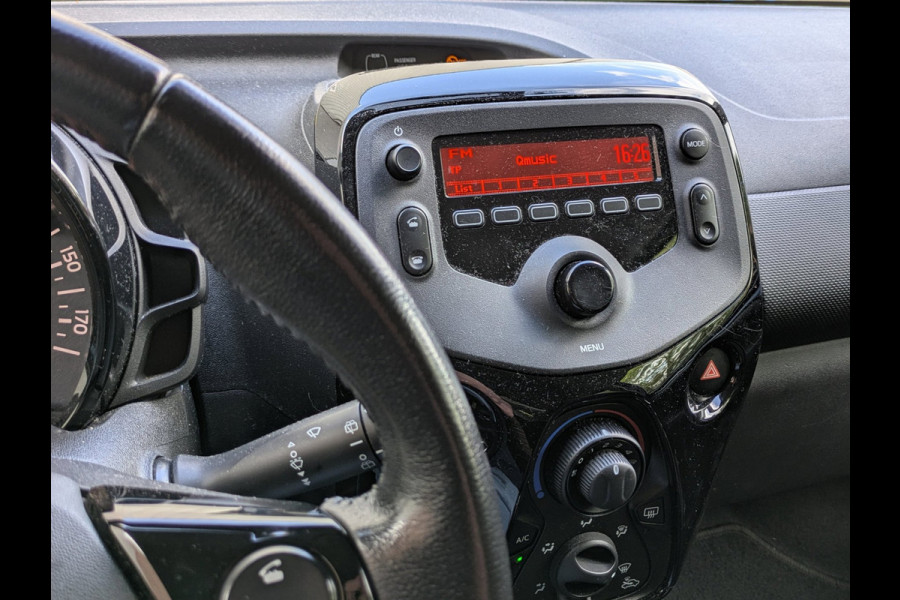 Citroën C1 1.0 VTi Feel|5-Deurs|Airco|Leder Stuur|Bluetooth