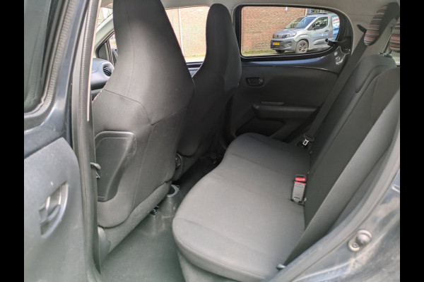 Citroën C1 1.0 VTi Feel|5-Deurs|Airco|Leder Stuur|Bluetooth