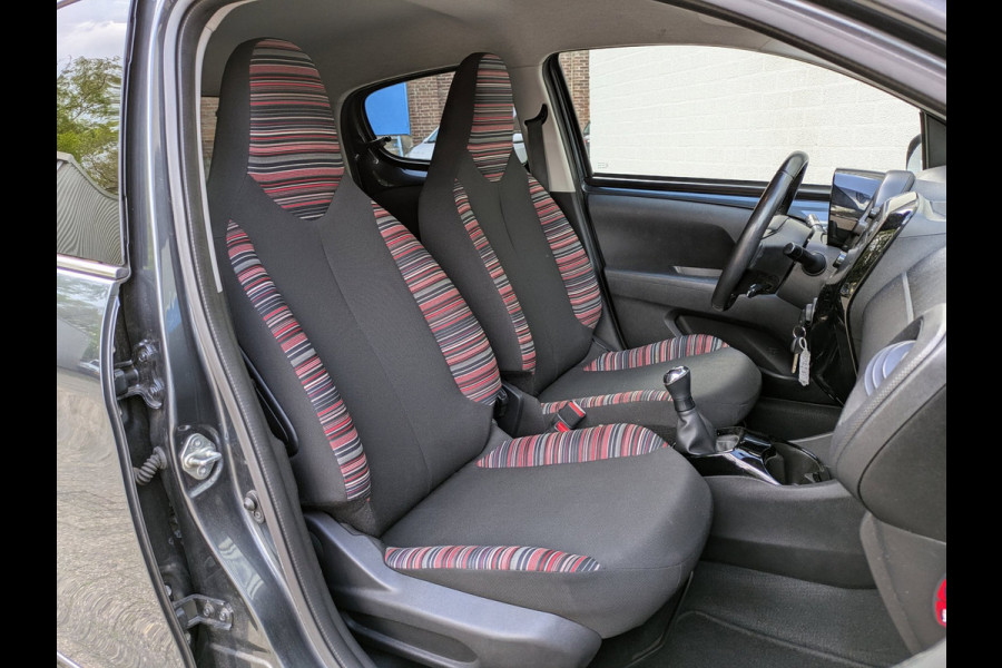 Citroën C1 1.0 VTi Feel|5-Deurs|Airco|Leder Stuur|Bluetooth