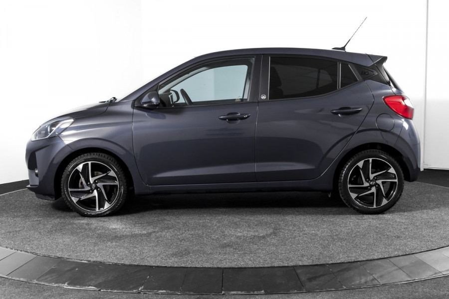 Hyundai i10 1.0 Comfort Smart | Cruise | Stoel-+Stuurverw. | PDC | Camera | NAV + App. Connect | Airco | DAB | LM 16" |
