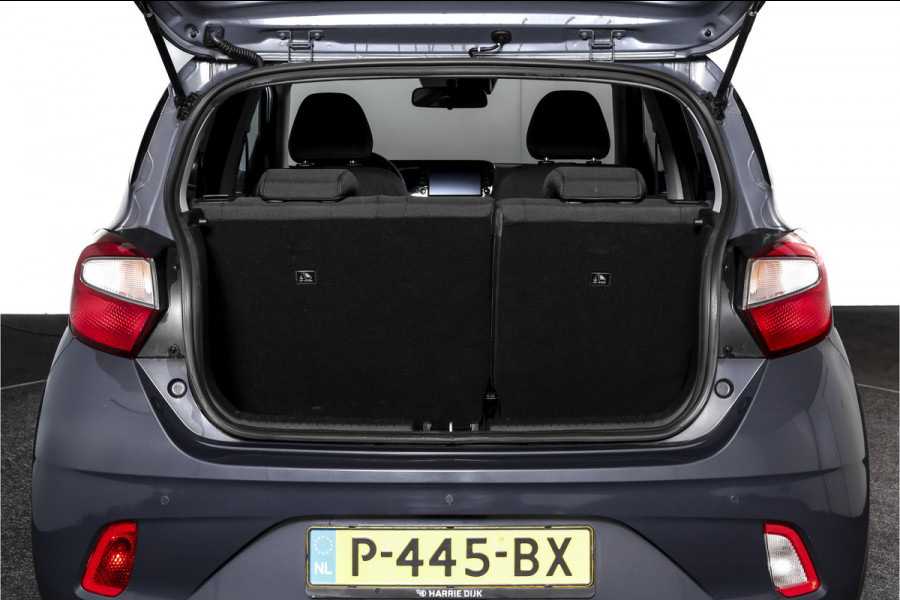 Hyundai i10 1.0 Comfort Smart | Cruise | Stoel-+Stuurverw. | PDC | Camera | NAV + App. Connect | Airco | DAB | LM 16" |