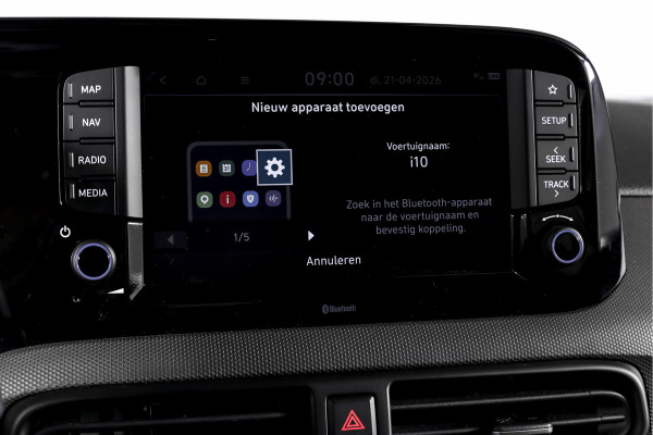 Hyundai i10 1.0 Comfort Smart | Cruise | Stoel-+Stuurverw. | PDC | Camera | NAV + App. Connect | Airco | DAB | LM 16" |