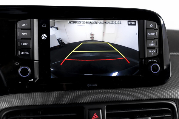 Hyundai i10 1.0 Comfort Smart | Cruise | Stoel-+Stuurverw. | PDC | Camera | NAV + App. Connect | Airco | DAB | LM 16" |