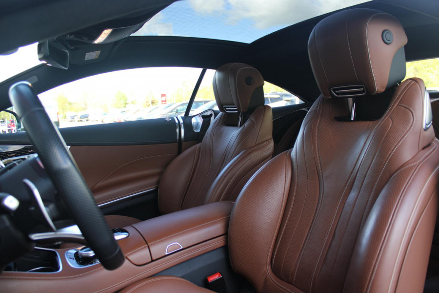 Mercedes-Benz S-Klasse Coupé 450 4MATIC | AMG-STYLING INTERIEUR / EXTERIEUR | PANORAMADAK | BURMESTER PREMIUM AUDIO ® | ELEKTRISCH VERSTELBARE VOORSTOELEN MET GEHEUGEN | MASSAGE STOELEN | VOORSTOELEN VERWARMBAAR | VOORSTOELEN GEVENTILEERD | AIRSCARF ( HOOFDRUIMTEVERWARMING VOOR BESTUURDER EN VOORPASSAGIER | LEDEREN INTERIEURDELEN | HOUTAFWERKING INTERIEUR | SFEERVERLICHTING | LEDEREN BEKLEDING | ADAPTIVE CRUISE CONTROL | PARKEERPAKKET INCLUSIEF 360°-CAMERA | ELEKTRISCHE ACHTERKLEP | VLAKKENVERWARMING | DODEHOEK DETECTIE | 20" MULTISPAAK LICHTMETALEN VELGEN |