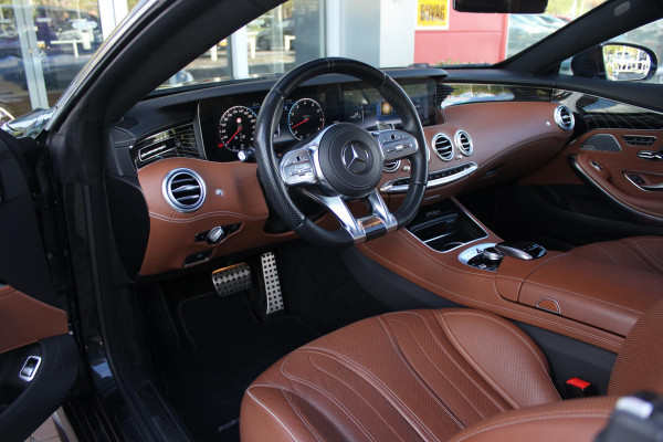Mercedes-Benz S-Klasse Coupé 450 4MATIC | AMG-STYLING INTERIEUR / EXTERIEUR | PANORAMADAK | BURMESTER PREMIUM AUDIO ® | ELEKTRISCH VERSTELBARE VOORSTOELEN MET GEHEUGEN | MASSAGE STOELEN | VOORSTOELEN VERWARMBAAR | VOORSTOELEN GEVENTILEERD | AIRSCARF ( HOOFDRUIMTEVERWARMING VOOR BESTUURDER EN VOORPASSAGIER | LEDEREN INTERIEURDELEN | HOUTAFWERKING INTERIEUR | SFEERVERLICHTING | LEDEREN BEKLEDING | ADAPTIVE CRUISE CONTROL | PARKEERPAKKET INCLUSIEF 360°-CAMERA | ELEKTRISCHE ACHTERKLEP | VLAKKENVERWARMING | DODEHOEK DETECTIE | 20" MULTISPAAK LICHTMETALEN VELGEN |