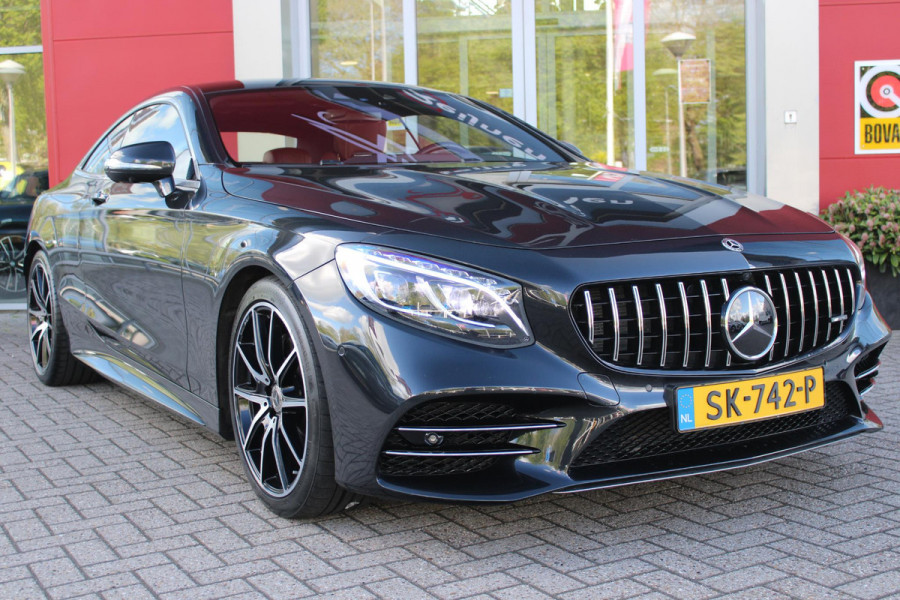 Mercedes-Benz S-Klasse Coupé 450 4MATIC | AMG-STYLING INTERIEUR / EXTERIEUR | PANORAMADAK | BURMESTER PREMIUM AUDIO ® | ELEKTRISCH VERSTELBARE VOORSTOELEN MET GEHEUGEN | MASSAGE STOELEN | VOORSTOELEN VERWARMBAAR | VOORSTOELEN GEVENTILEERD | AIRSCARF ( HOOFDRUIMTEVERWARMING VOOR BESTUURDER EN VOORPASSAGIER | LEDEREN INTERIEURDELEN | HOUTAFWERKING INTERIEUR | SFEERVERLICHTING | LEDEREN BEKLEDING | ADAPTIVE CRUISE CONTROL | PARKEERPAKKET INCLUSIEF 360°-CAMERA | ELEKTRISCHE ACHTERKLEP | VLAKKENVERWARMING | DODEHOEK DETECTIE | 20" MULTISPAAK LICHTMETALEN VELGEN |