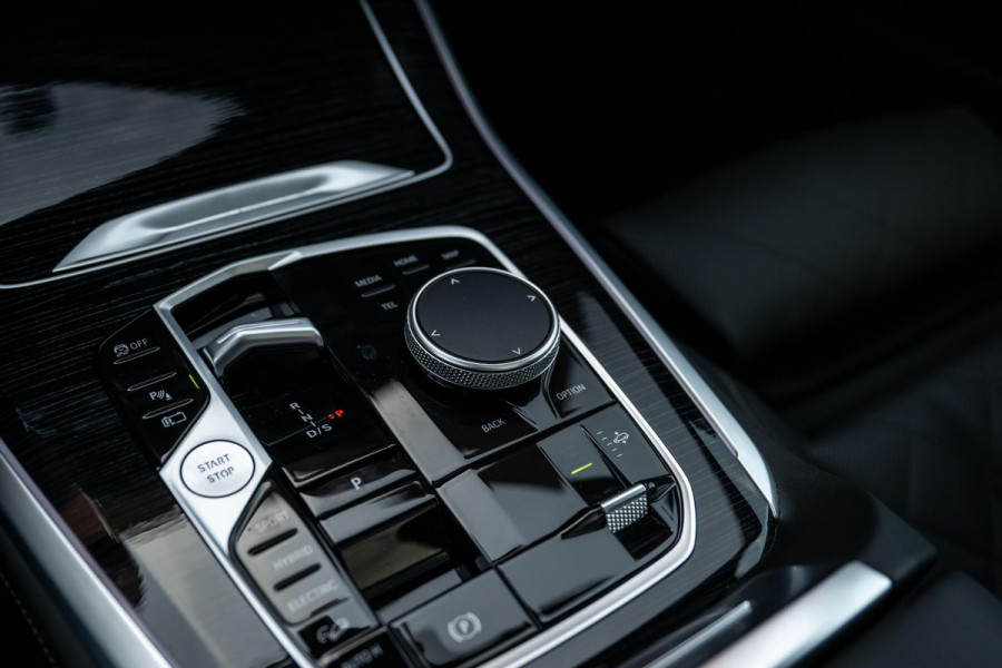 BMW X5 xDrive50e M-Sport Pro 4-Wielsturing H/K Panorama