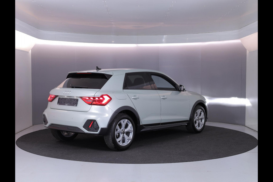 Audi A1 allstreet 30 TFSI Advanced edition 116pk S-tronic | S-line interieur | Navigatie | Adaptieve cruise controle | 17 inch Lichtmetalen velgen | Verlengde garantie