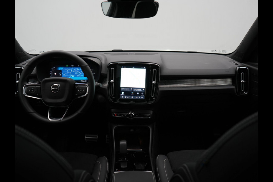 Volvo XC40 Recharge Pro 69kWh 231pk Dealer O.H. | Panodak | 360 Camera | Adaptive Cruise | Harman / Kardon | Alcantara Sportstoelen Memory & Verwarmd | Google Assistent | Stuur Verwarmd | Keyless | Blis | DAB |