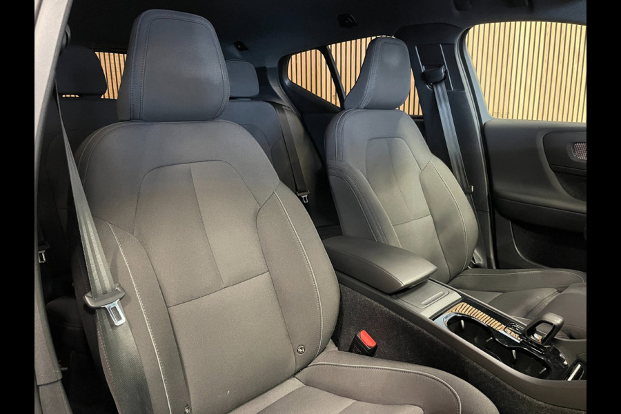 Volvo XC40 Recharge Core|94% SOH|BLACK|ACC|CAMERA|APPLE CARPLAY/ANDROID AUTO|STOEL+STUURVERW|ELEK.KLEP|NL-AUTO|NAP|INC.BTW|1e EIG|