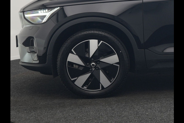 Volvo XC40 Recharge Extended Range Ultimate 82 kWh 252pk Dealer O.H. | Panodak | 360 Camera | Adaptive Cruise | Harman / Kardon | Voorstoelen Memory & Verwarmd | Google Assistent | Keyless | Blis | Stuur Verwarmd | Apple Carplay | DAB |