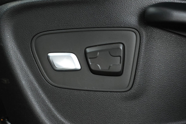 Renault Scénic 1.3 TCe Bose Navigatie, Climate, Trekhaak,