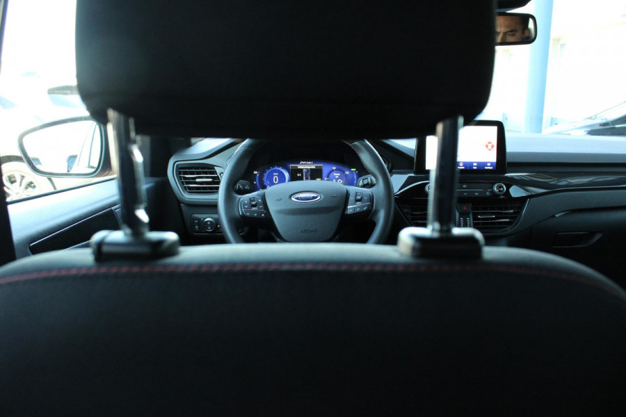 Ford Kuga 2.5 PHEV ST-Line Stoel + Stuurverwarming | Adaptive Cruise Control | BLIS | Camera | Elektrische Kofferbak | Navigatie |