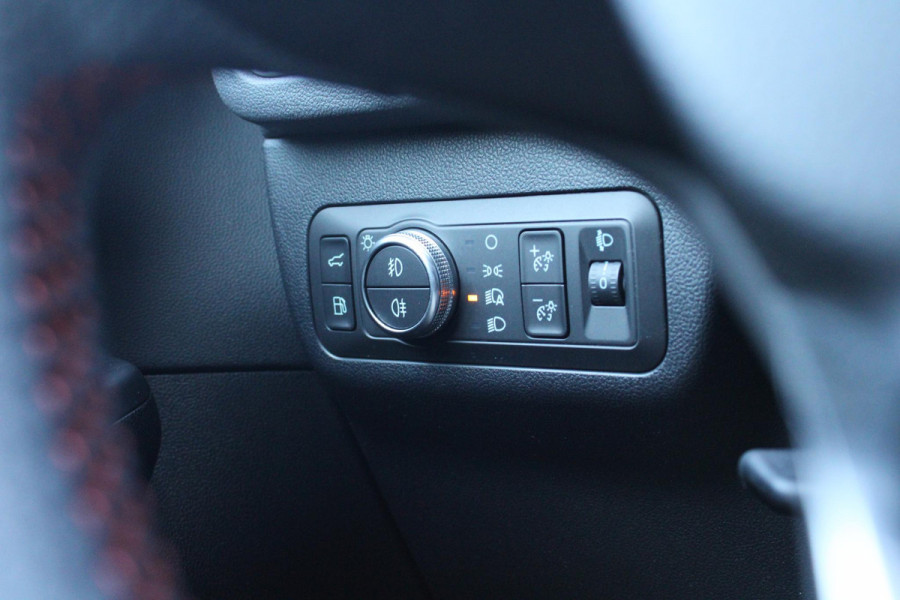 Ford Kuga 2.5 PHEV ST-Line Stoel + Stuurverwarming | Adaptive Cruise Control | BLIS | Camera | Elektrische Kofferbak | Navigatie |