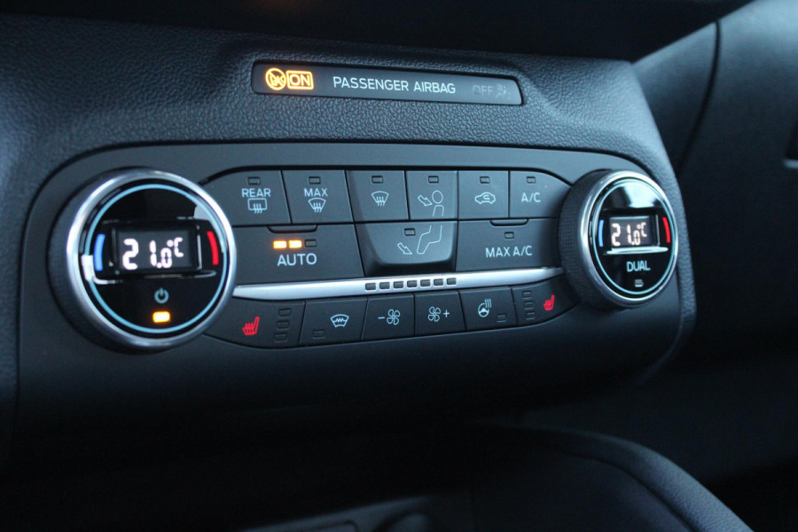 Ford Kuga 2.5 PHEV ST-Line Stoel + Stuurverwarming | Adaptive Cruise Control | BLIS | Camera | Elektrische Kofferbak | Navigatie |