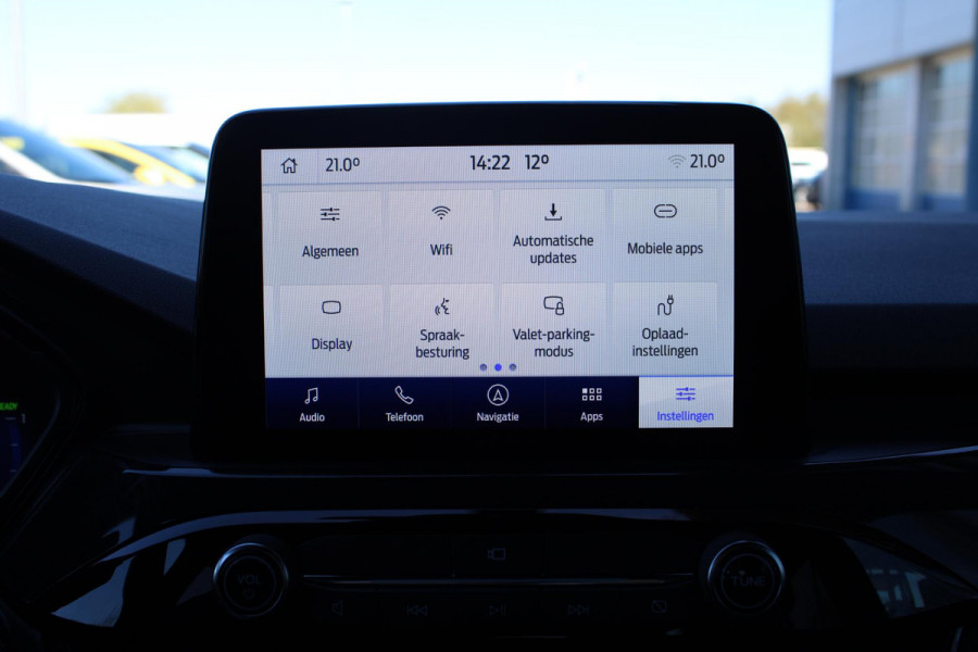 Ford Kuga 2.5 PHEV ST-Line Stoel + Stuurverwarming | Adaptive Cruise Control | BLIS | Camera | Elektrische Kofferbak | Navigatie |