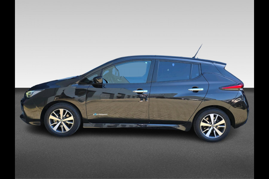 Nissan Leaf Acenta 40 kWh | Automaat | Adaptive Cruisecontrol | Achteruitrijcamera | Navigatie | 270 KM WLTP |