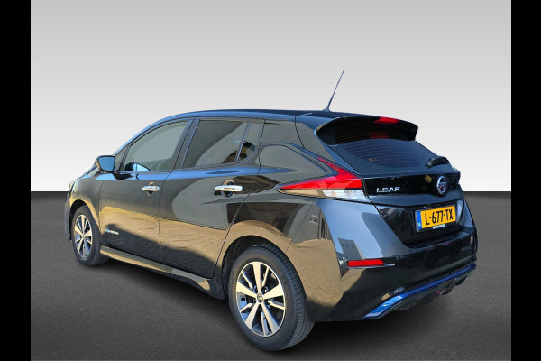 Nissan Leaf Acenta 40 kWh | Automaat | Adaptive Cruisecontrol | Achteruitrijcamera | Navigatie | 270 KM WLTP |