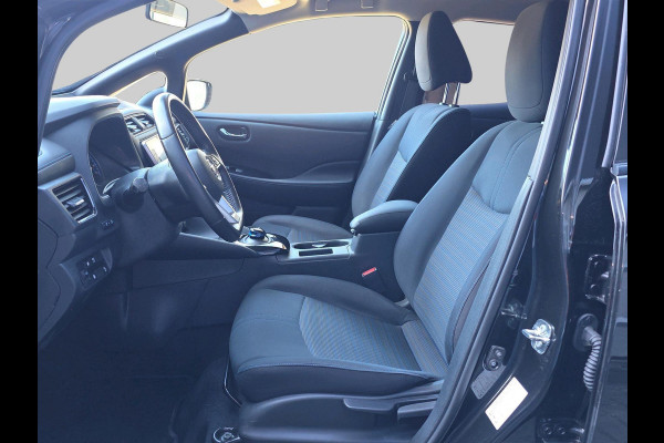 Nissan Leaf Acenta 40 kWh | Automaat | Adaptive Cruisecontrol | Achteruitrijcamera | Navigatie | 270 KM WLTP |