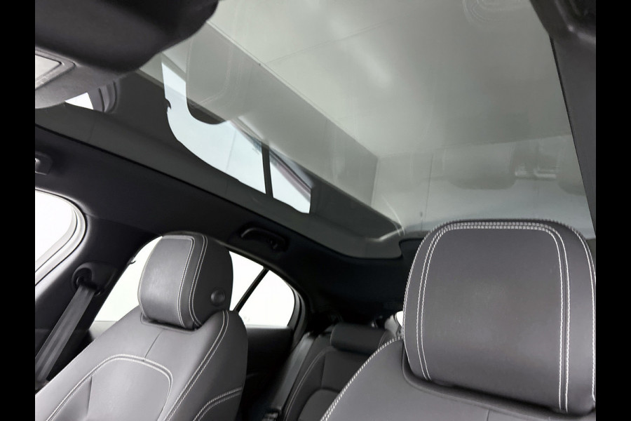 Jaguar I-PACE EV320 HSE 90 kWh(NL-auto, Goed OnderH, Trekhaak, Panorama, Carplay, StoelV, Climate Con, Etc)