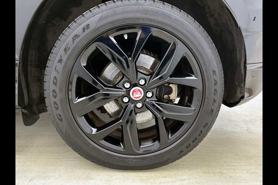 Jaguar I-PACE EV320 HSE 90 kWh(NL-auto, Goed OnderH, Trekhaak, Panorama, Carplay, StoelV, Climate Con, Etc)