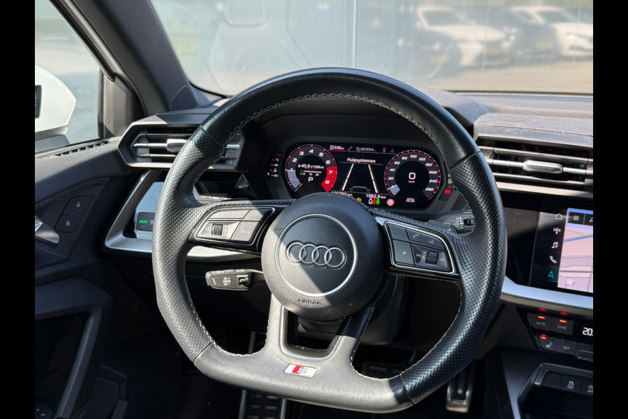 Audi A3 Sportback 35 TFSI S-LINE Matrix|Sportstoelen|Camera|Dealer Onderhouden