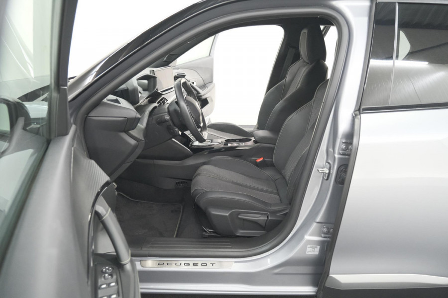 Peugeot e-2008 EV GT 50 kWh | 3 Fase | 360 Camera | Adaptieve Cruise Control | Dodehoekdetectie