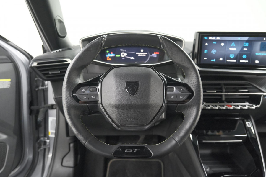Peugeot e-2008 EV GT 50 kWh | 3 Fase | 360 Camera | Adaptieve Cruise Control | Dodehoekdetectie