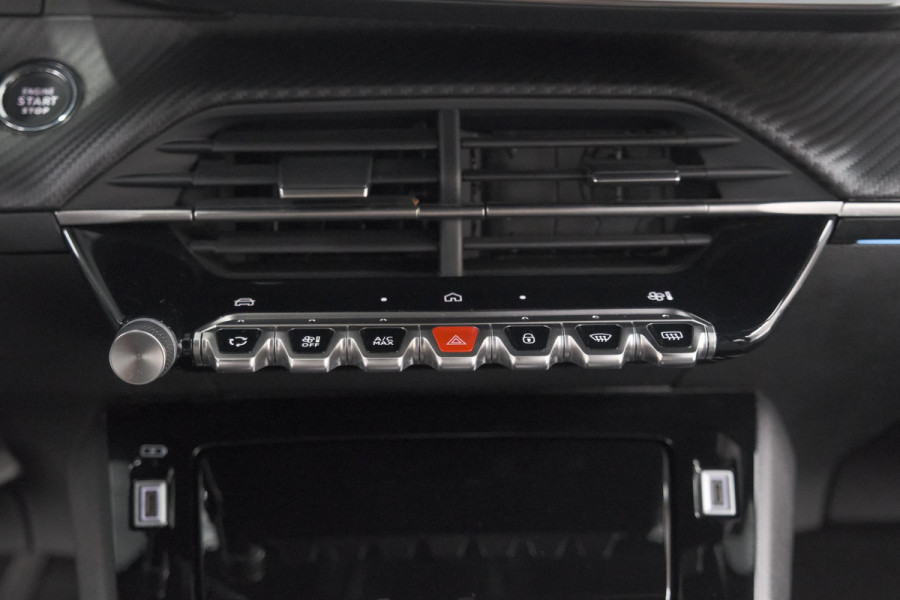 Peugeot e-2008 EV GT 50 kWh | 3 Fase | 360 Camera | Adaptieve Cruise Control | Dodehoekdetectie