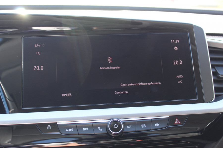 Opel Grandland 1.2 Turbo GS Line Zeer nette, sportieve en luxe hoogzitter, slechts 49.000km ! Autm. airco dual, camera, half leder, navigatie, telefoonvoorb, Apple carplay/Android auto, lane- en side assist, cruise control, metallic lak, LM wielen etc.