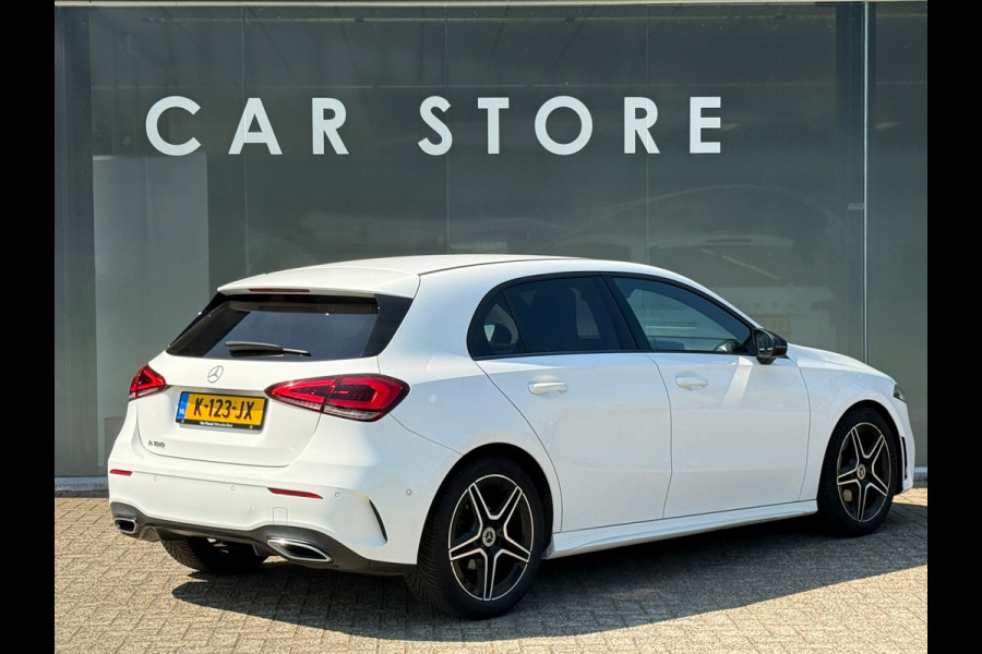 Mercedes-Benz A-Klasse 180 AMG Night Navi|Sfeer|Stoelverwarming|Dealer Onderhouden